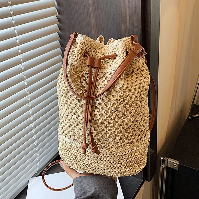 Boho Stroh-Bucket Bag: Dein Statement für Sommer & Freiheit