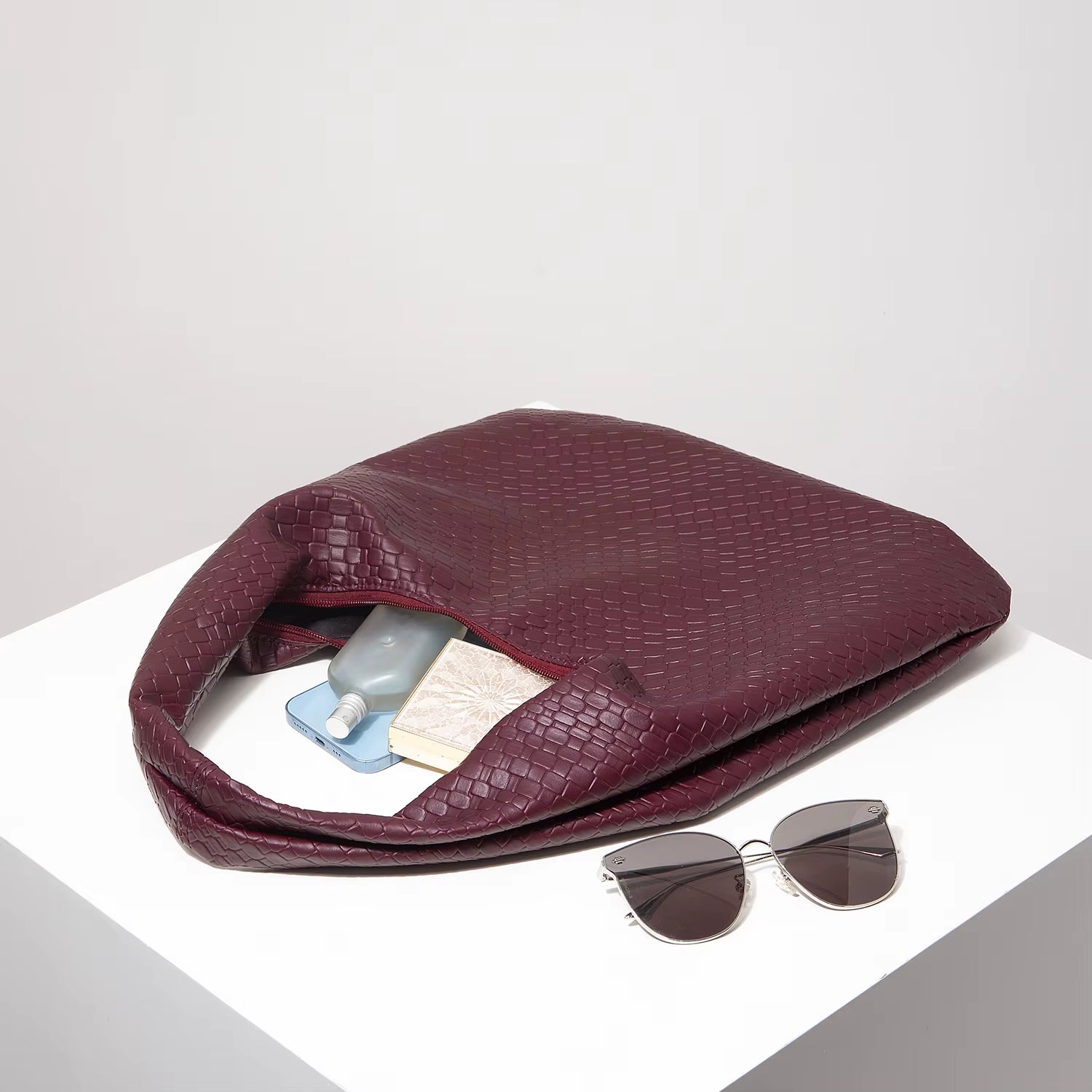 Vintage Web-Leder Schultertasche – Edle Crescent Tote