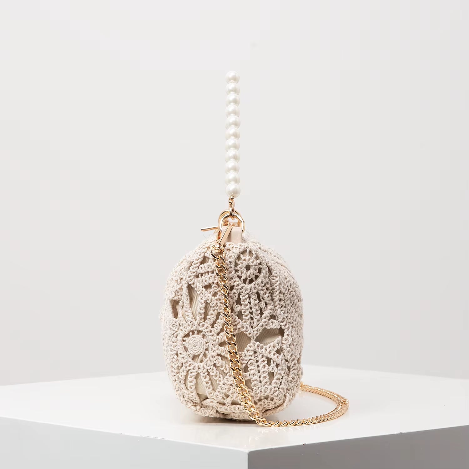 Perlen-Handtasche „Ocean Glow“ – Eleganz für den Strand