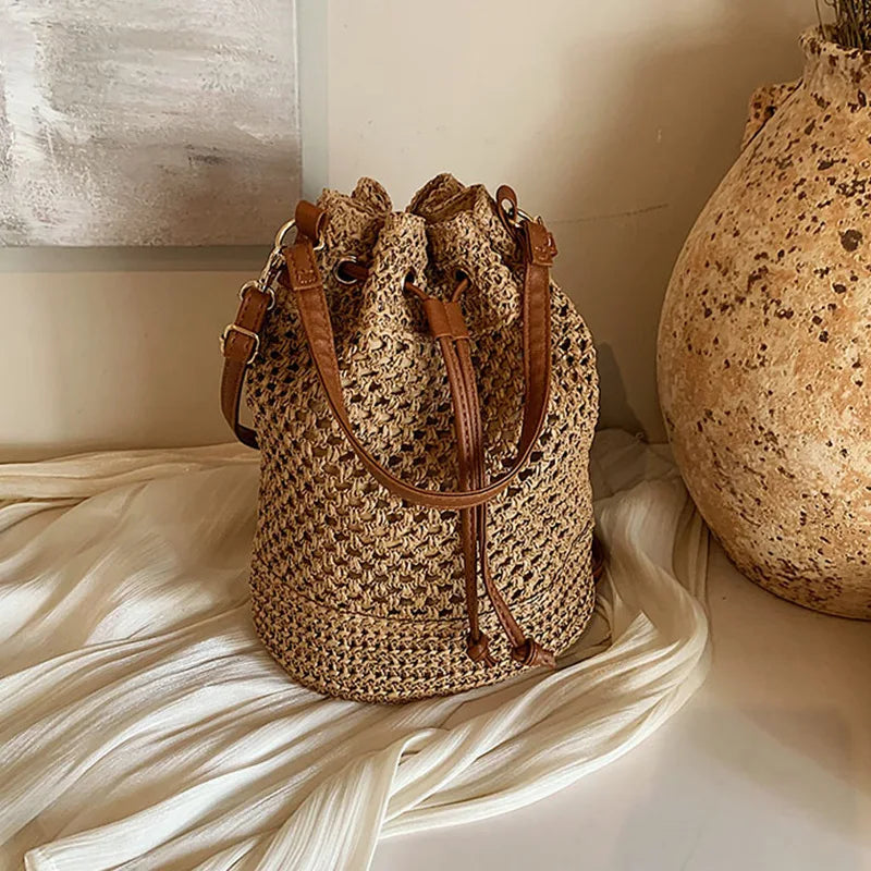 Boho Stroh-Bucket Bag: Dein Statement für Sommer & Freiheit