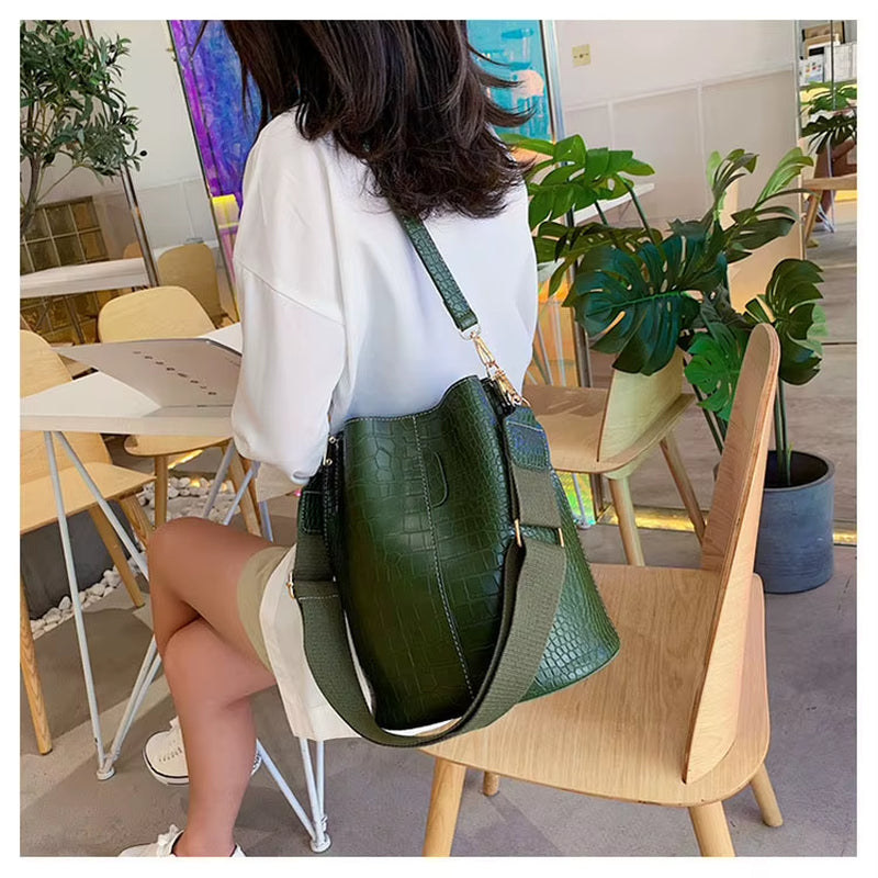Kroko-Bucket-Bag – Zeitloser Old Money Chic & Stil